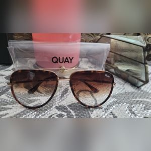 Quay Australia "All in 126" sunglasses aviator